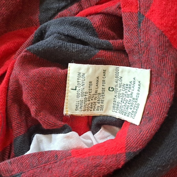 St. John Bay Insulated Buffalo Print Chore Coat Zip-Up Flannel Vest Jacket - Picture 3 of 6